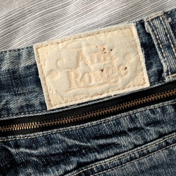 Ank Rouge Shorts - Picture 5 of 5